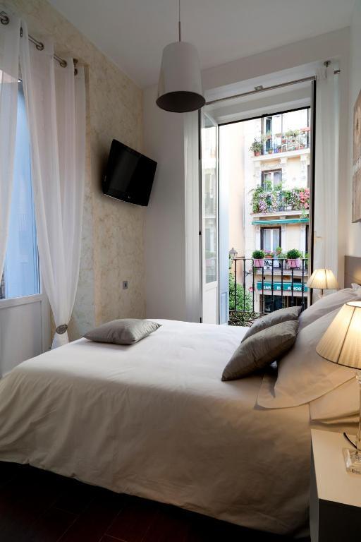 Thc Latina Hostel Madrid Ngoại thất bức ảnh