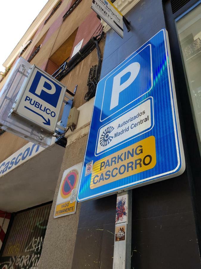 Thc Latina Hostel Madrid Ngoại thất bức ảnh
